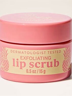 Pineapple 🍍Exfoliating Lip Scrub